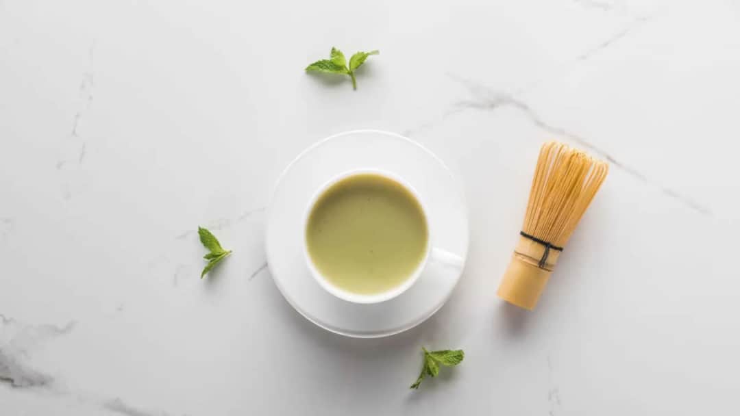 Czy matcha wpływa na ciśnienie? Fakty i mity