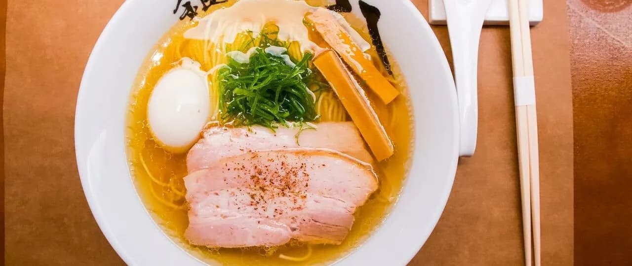Ile kalorii ma ramen? Zaskakujące różnice w kaloryczności!