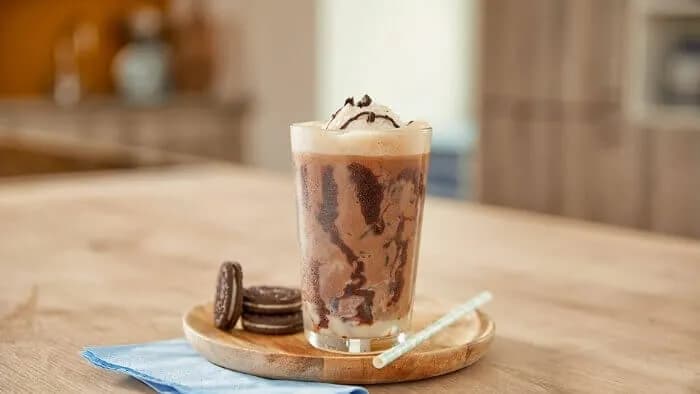 Jak zrobić kawę mrożoną z ekspresu - prosty przepis na orzeźwienie
